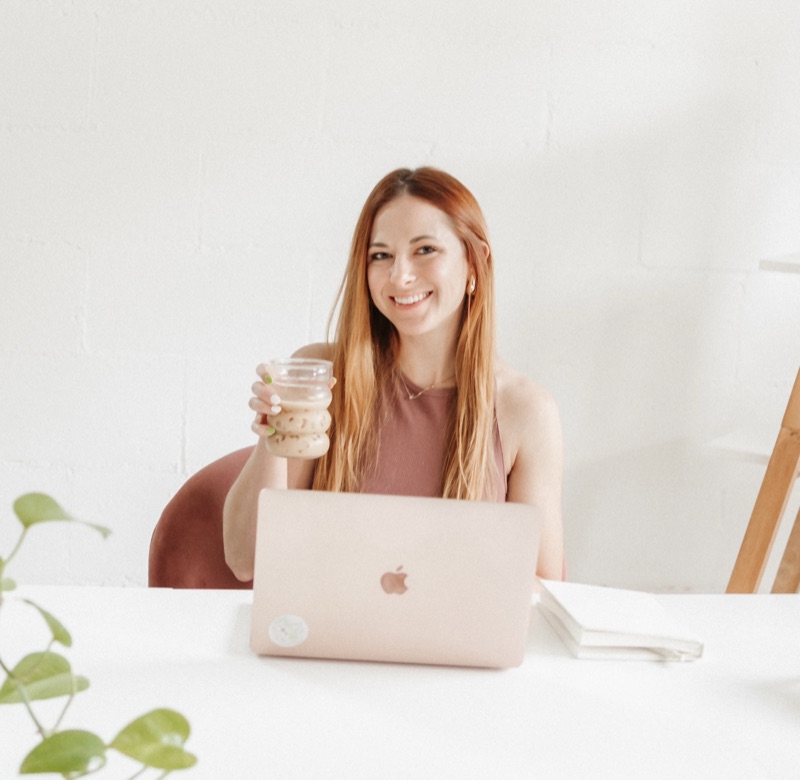 Ryann Kipping leading a live support call